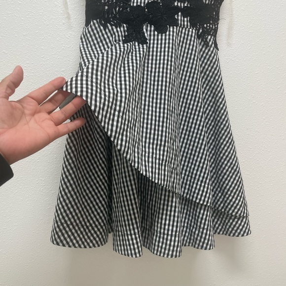 Speechless Black and White Gingham women’s Dress. Size M - Picture 4 of 9